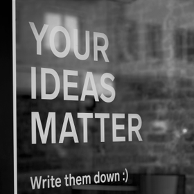 THE PC DOCTOR:  COMPUTER SERVICE CENTER